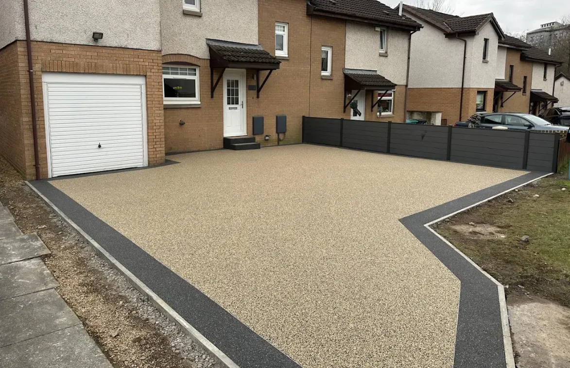 Resin bound driveway project in Esher, Surrey — project 6