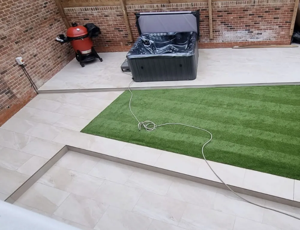 patios Esher — project 6